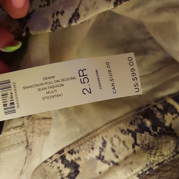 Women's Chico's pants - Picture 8 of 8